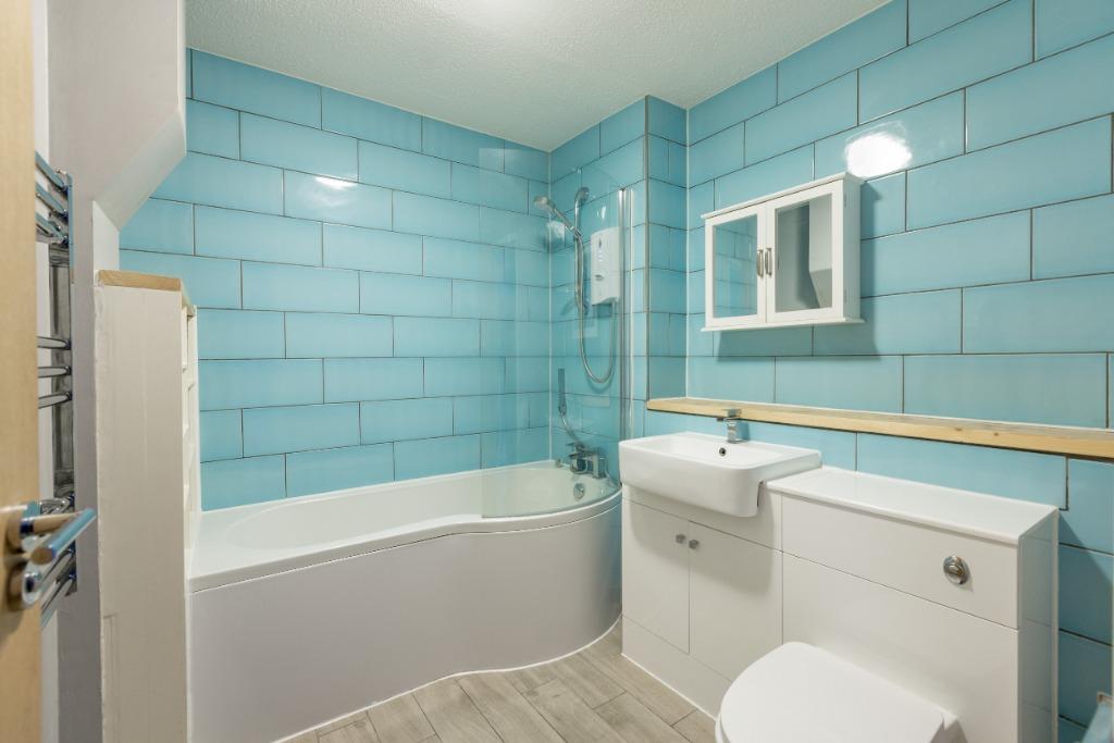 Apartment in Edinburgh - More