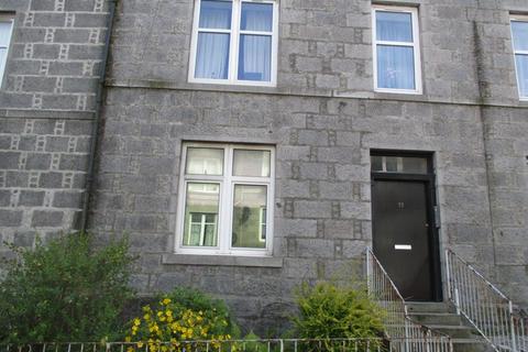 1 bedroom ground floor flat to rent, Menzies Road, Ground floor left, AB11