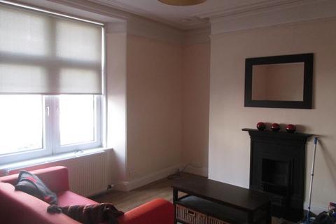 1 bedroom ground floor flat to rent, Menzies Road, Ground floor left, AB11