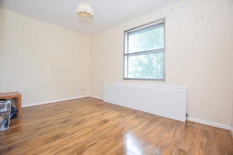 2 bedroom apartment to rent, Albany House, Albany Crescent, Edgware