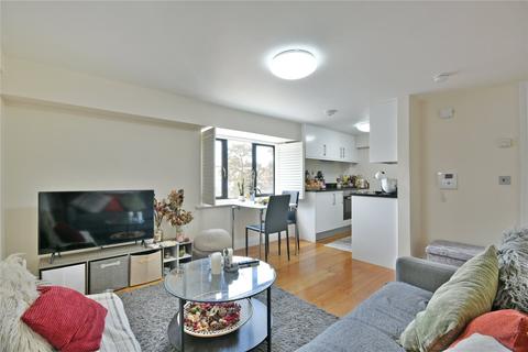 1 bedroom flat to rent, High Road, Dollis Hill, London, NW10