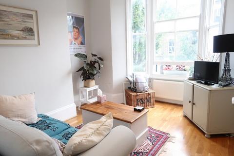 1 bedroom apartment to rent, Fairbridge Road, London N19
