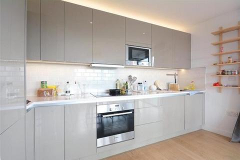 2 bedroom apartment to rent, Blackwood Apartments, London SE17