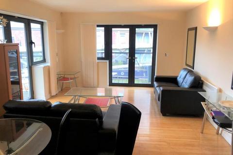 2 bedroom apartment to rent, Watermarque, Browning Street