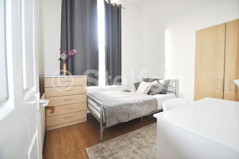 2 bedroom flat to rent, Junction Road, London, N19