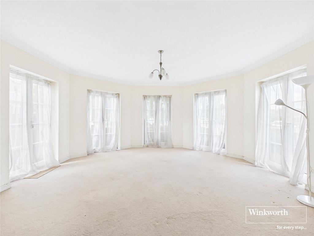 Apartment in Reading - View 2