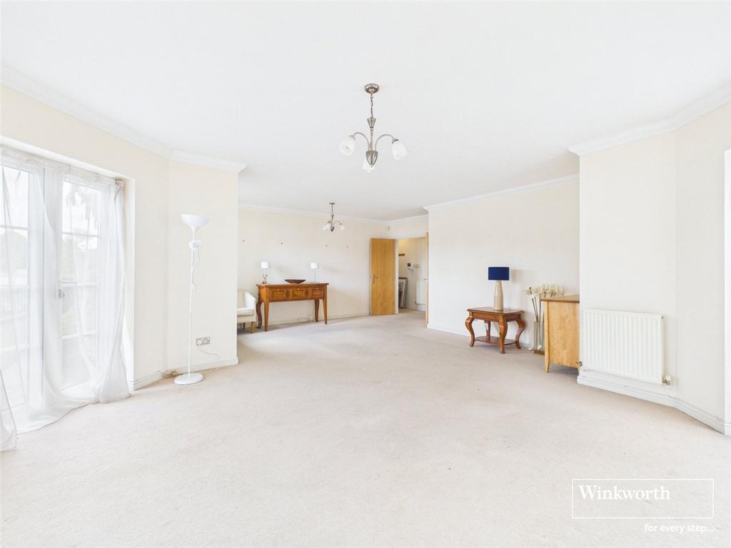 Apartment in Reading - View 4