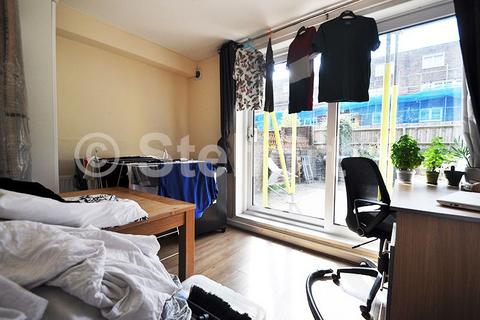 4 bedroom apartment to rent, Salisbury Walk, London, N19
