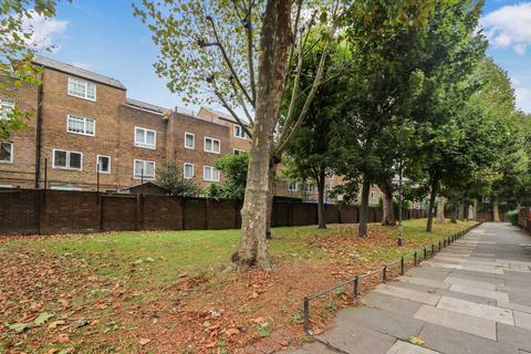 3 bedroom maisonette to rent, Fairfoot Road, Bow, E3