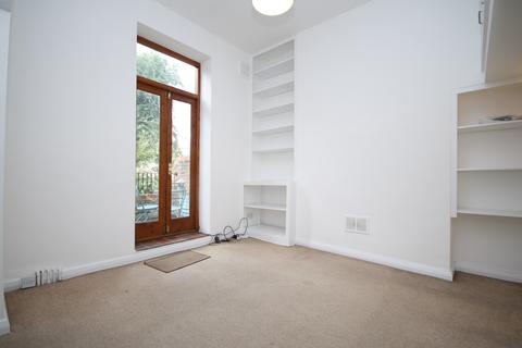 1 bedroom flat to rent - Woodstock Road, Stroud Green, London, N4