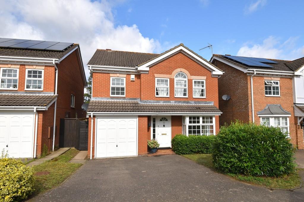 Limetree Drive, Ipswich, IP3 8XD 4 bed detached house £325,000
