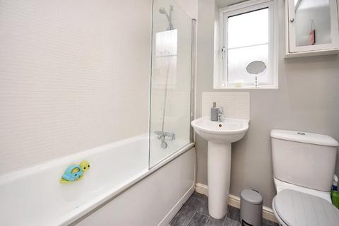 10 Springfield Close, Lofthouse, Wakefield, WF3 3GA