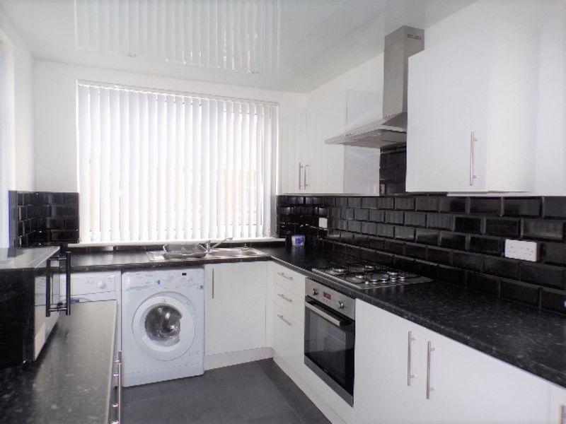 Elton Street East, Wallsend - Two Bedroom First Floor Flat 2 bed ...