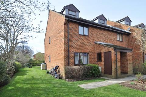 2 bedroom duplex to rent, Georgia Road, New Malden