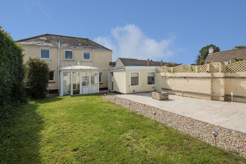 Illogan Highway, Redruth 2 bed cottage £180,000
