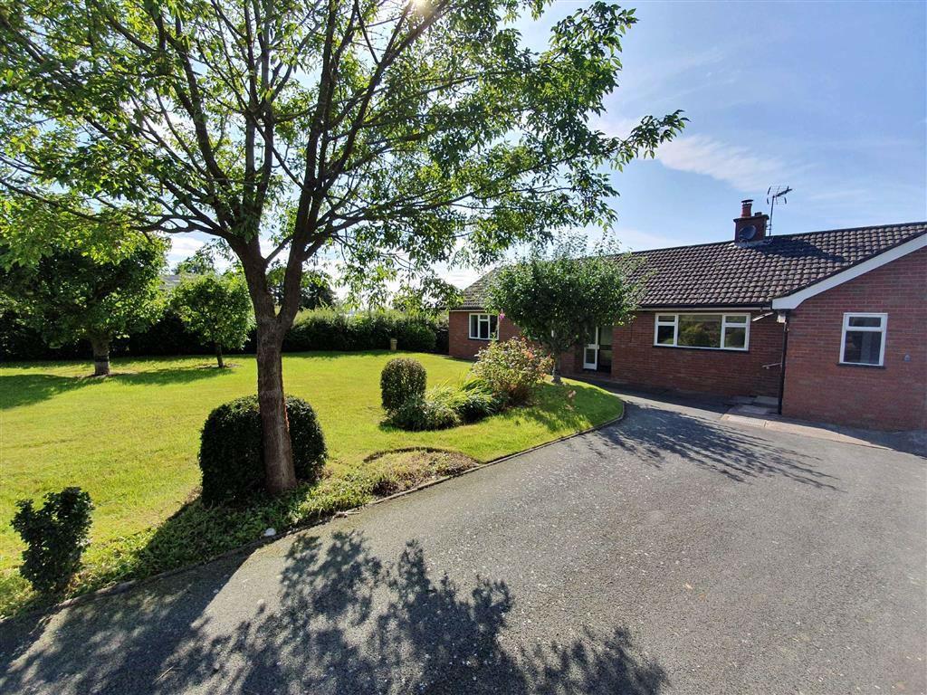 Leighton, Welshpool, SY21 3 bed bungalow £700 pcm (£162 pw)