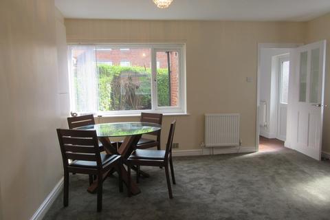 3 bedroom semi-detached house to rent, Eastholme Drive, Levenshulme, Manchester. M19 2QU