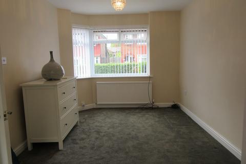 3 bedroom semi-detached house to rent, Eastholme Drive, Levenshulme, Manchester. M19 2QU