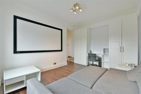 Studio to rent, Hall Road, St. Johns Wood, NW8