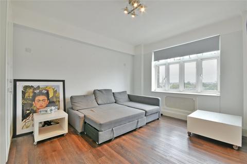 Studio to rent, Hall Road, St. Johns Wood, NW8