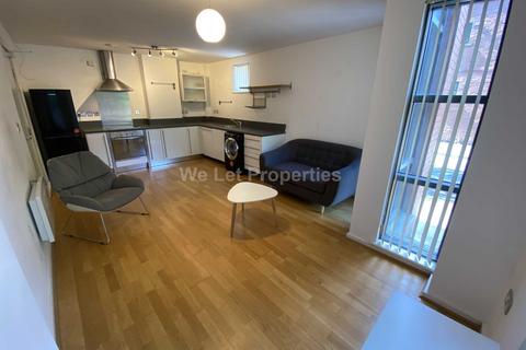 2 bedroom apartment to rent, Blantyre Street, Manchester M15