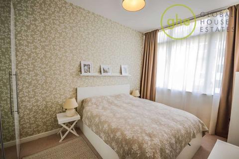 1 bedroom flat to rent, Albany Road, Kennington, London