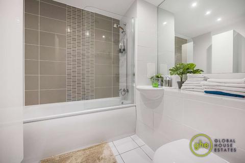 1 bedroom flat to rent, Albany Road, Kennington, London