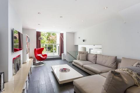 4 bedroom maisonette to rent, Crouch Hall Road, Crouch End, N8