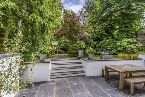 4 bedroom maisonette to rent, Crouch Hall Road, Crouch End, N8