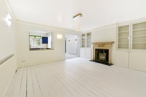 4 bedroom terraced house to rent, Culmstock Road, London, SW11