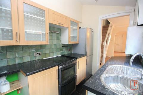 2 bedroom terraced house to rent, Maldon Road, Colchester, Essex, CO3