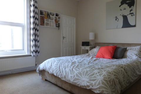 2 bedroom terraced house to rent, Chestnut Street, Worcester