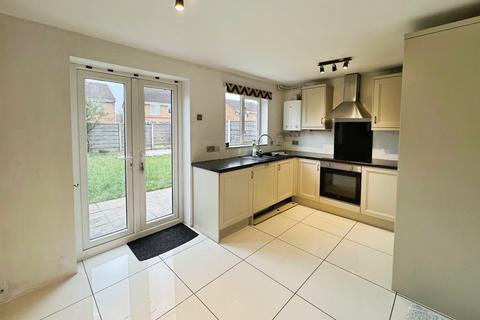 3 bedroom semi-detached house to rent, Chedworth Drive, Baguley, Manchester, M23