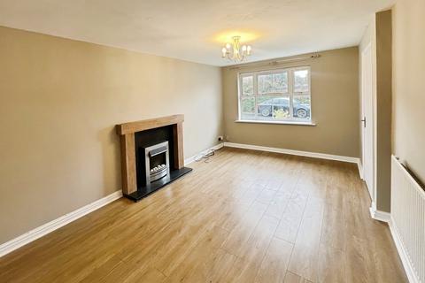 3 bedroom semi-detached house to rent, Chedworth Drive, Baguley, Manchester, M23