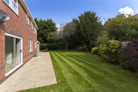 5 bedroom detached house to rent, St. Andrews Gardens, Cobham, Surrey, KT11