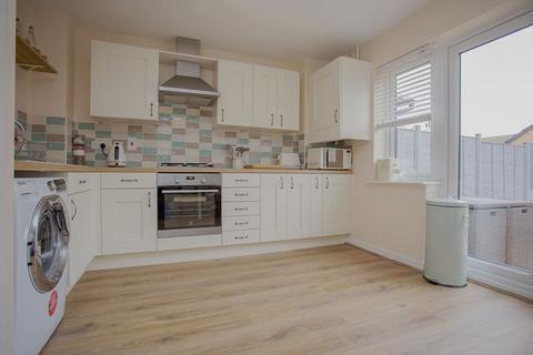 3 bedroom semi-detached house to rent, Jupiter Avenue, Peterborough, Cambridgeshire. PE2 8GS