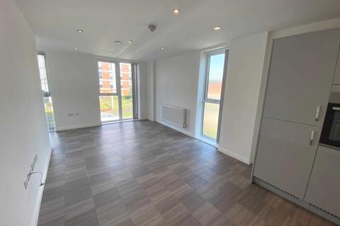 2 bedroom flat to rent, Elstree Way, Borehamwood