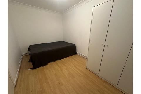undefined, Victoria Road, Hendon NW4