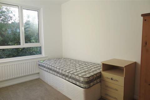 4 bedroom terraced house to rent - Arthur Close, Farnham, Surrey, GU9