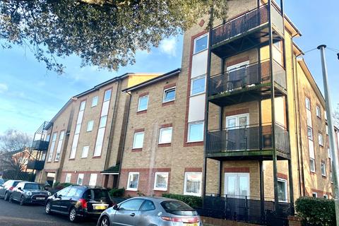 2 bedroom apartment to rent, BITTERNE PARK, SO18