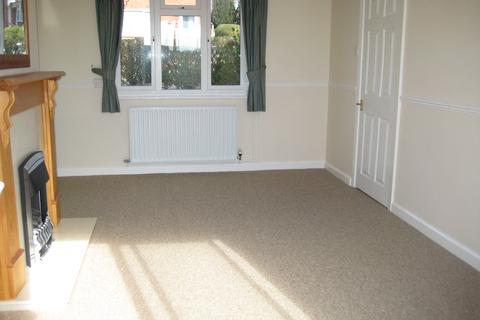 3 bedroom end of terrace house to rent, Fielding Road, Yeovil BA21