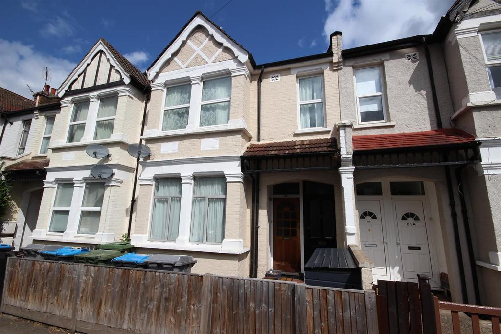 Drayton Road, London 2 bed flat £275,000
