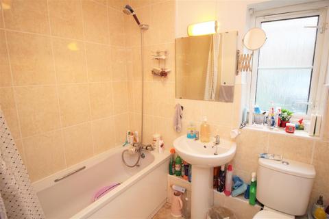 1 bedroom flat to rent, Fenchurch Road, Maidenbower RH10