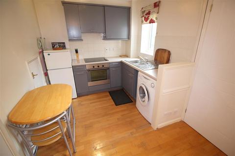 undefined, Dakin Close, Maidenbower RH10