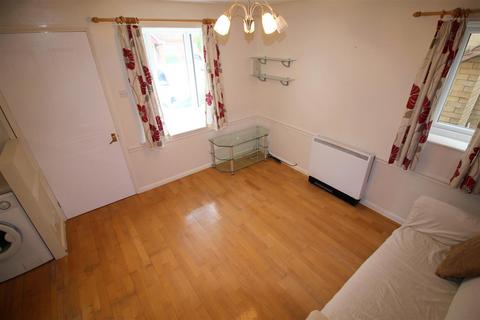 undefined, Dakin Close, Maidenbower RH10