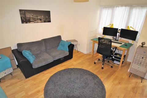 1 bedroom terraced house to rent, Lanercost Road, Southgate RH11