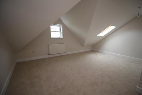 1 bedroom flat to rent, Springfield Road, Southgate RH11