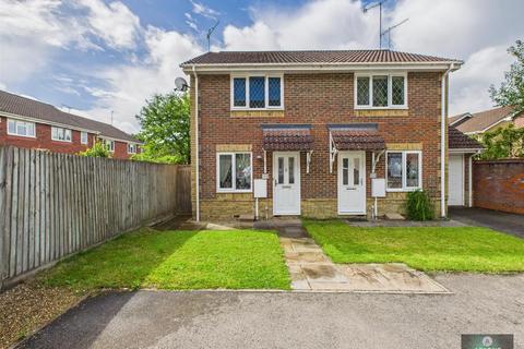 undefined, Hodgkin Close, Maidenbower RH10