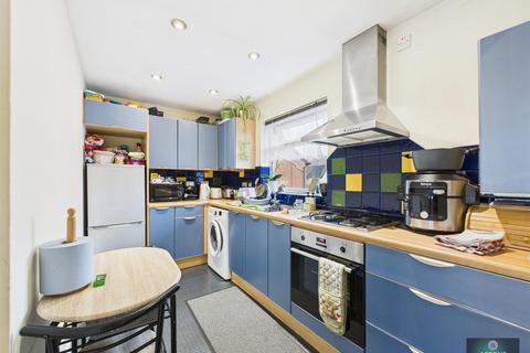 undefined, Leybourne Close, Tollgate Hill RH11