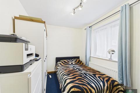 undefined, Leybourne Close, Tollgate Hill RH11
